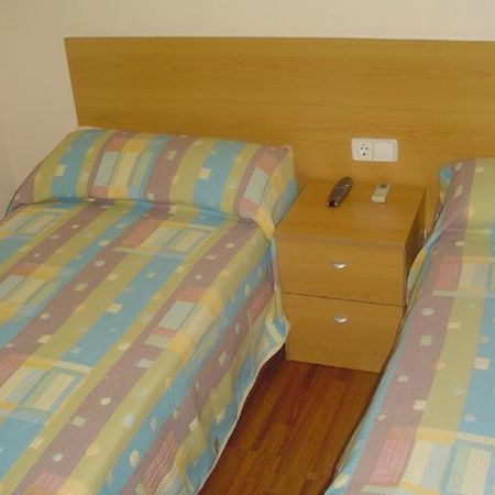 Hostal Vimar La Llosa Eksteriør bilde